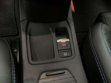 Car image 33