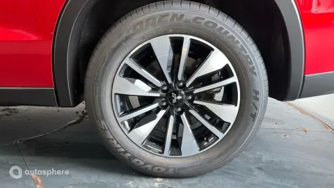Car image 20