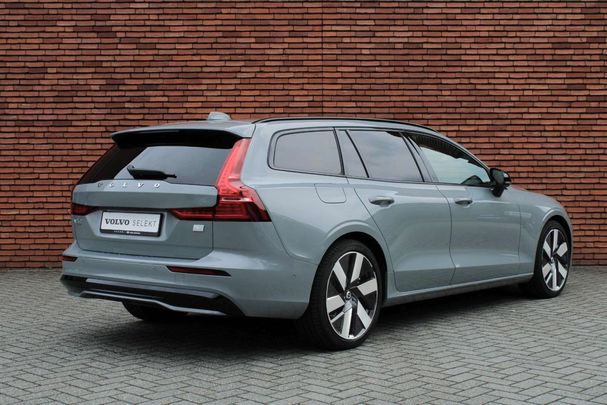 Volvo V60 T6 Recharge AWD T8 257 kW image number 2