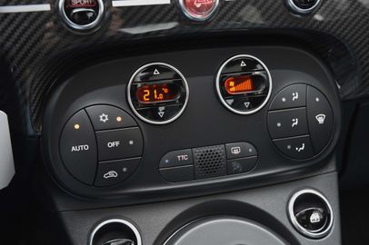 Car image 31