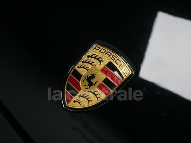 Porsche Panamera 4 E-Hybrid 340 kW image number 33