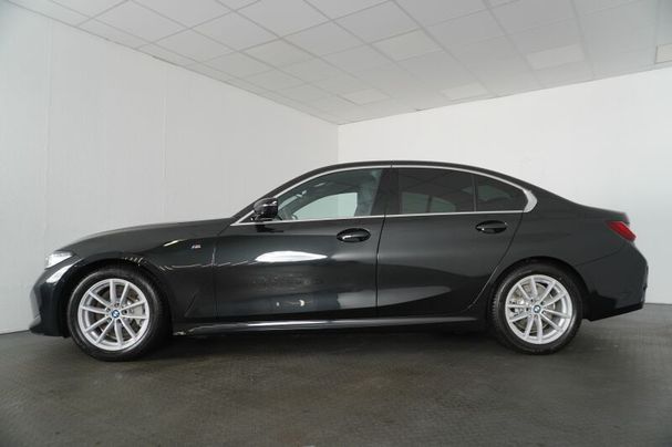 BMW 330i M Sportpaket 180 kW image number 5