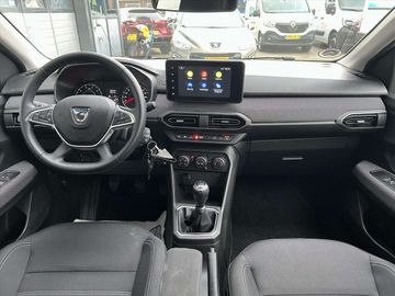 Car image 11