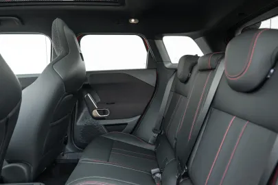 Car image 43
