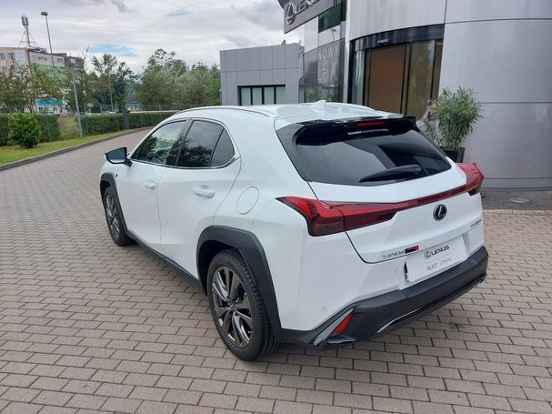 Lexus UX 135 kW image number 4