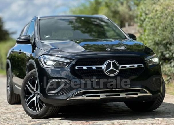 Mercedes-Benz GLA 200 110 kW image number 1