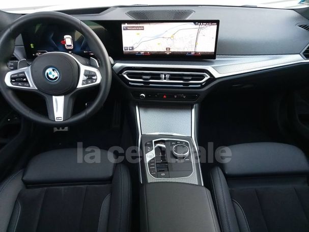 BMW 330 Touring xDrive 215 kW image number 19