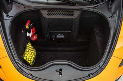 Car image 31