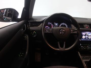 Car image 37