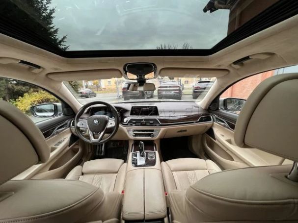 BMW 745Le xDrive M Sport 290 kW image number 15