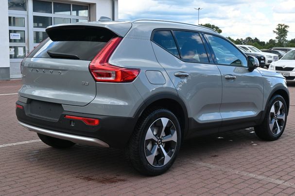 Volvo XC40 B3 Core 120 kW image number 6