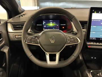 Car image 24