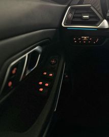 Car image 41