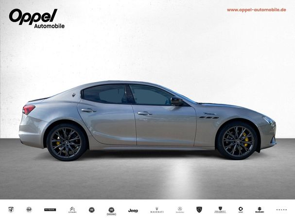 Maserati Ghibli Modena Q4 316 kW image number 2