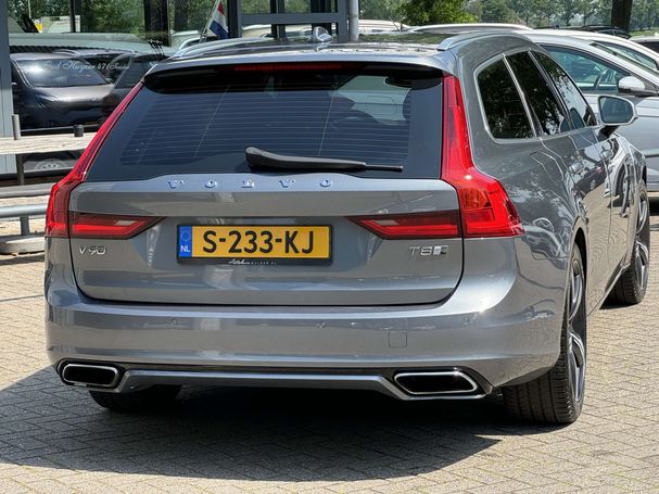 Volvo V90 T8 R Design AWD 300 kW image number 48