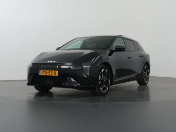 Car image 45