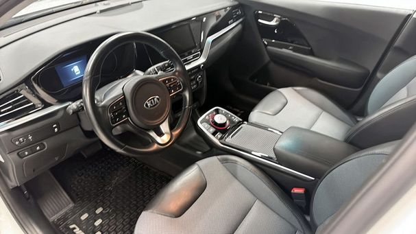 Kia Niro e 150 kW image number 12