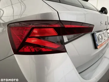 Car image 29