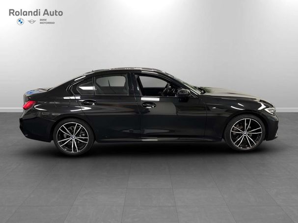 BMW 320d xDrive 140 kW image number 2