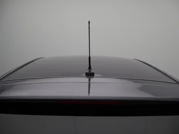 Car image 39