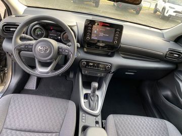 Car image 12