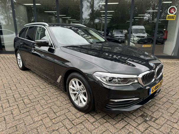 BMW 520i Touring 135 kW image number 3