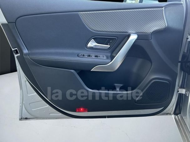 Mercedes-Benz A 180 100 kW image number 20