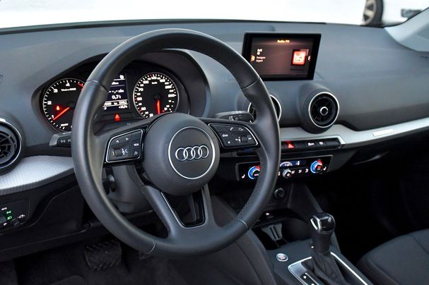 Audi Q2 30 TDI 85 kW image number 11