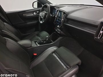 Car image 38