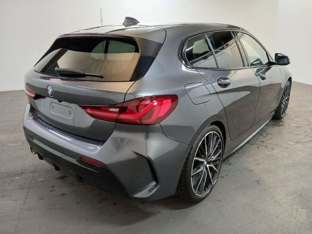 BMW 118i M Sport 103 kW image number 3