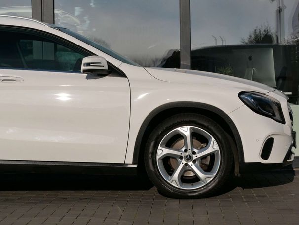 Mercedes-Benz GLA 180 90 kW image number 22