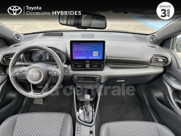 Toyota Yaris Hybrid 85 kW image number 25