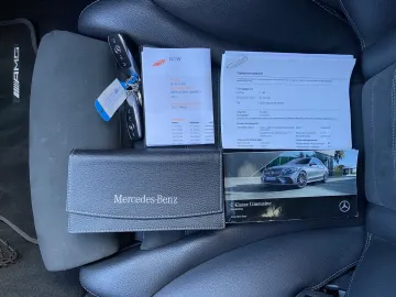 Car image 33