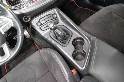 Car image 31