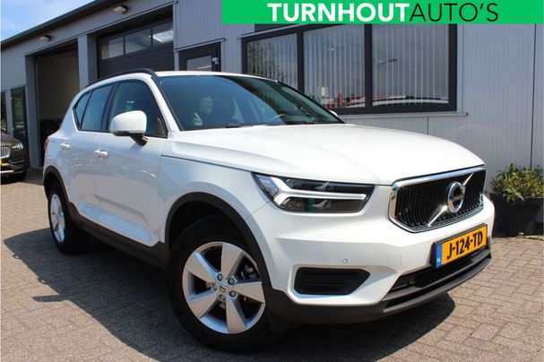 Volvo XC40 1.5 T2 Momentum 95 kW image number 1