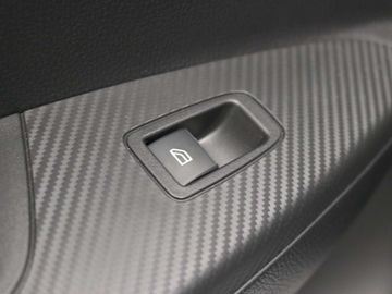 Car image 41