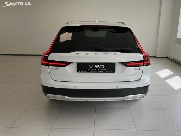 Volvo V90 Cross Country AWD B4 155 kW image number 3