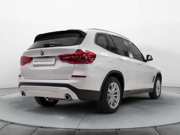 BMW X3 xDrive20d Advantage 140 kW image number 3