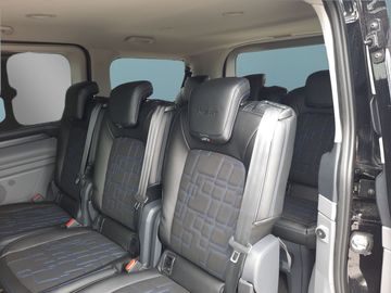 Car image 29