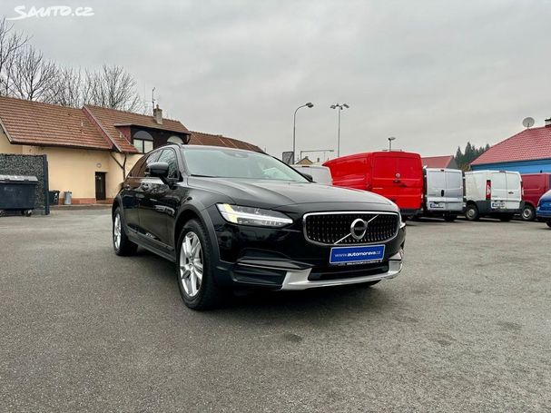 Volvo V90 Cross Country D4 AWD 140 kW image number 4