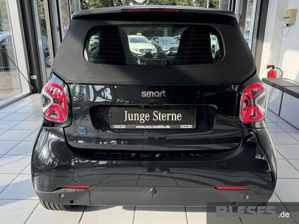 Smart ForTwo cabrio EQ 60 kW image number 8