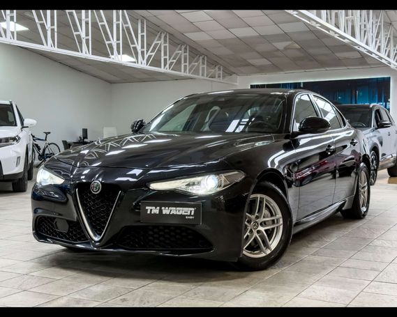 Alfa Romeo Giulia 2.2 Diesel AT8 Business 118 kW image number 1