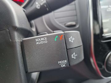 Car image 33