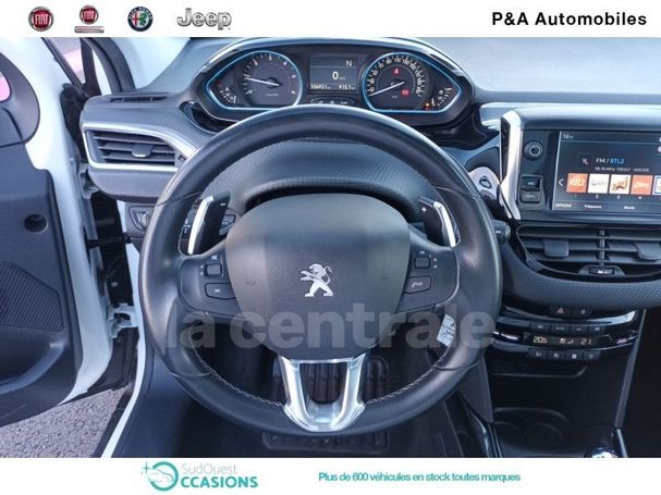 Peugeot 2008 BlueHDi 100 Allure 73 kW image number 17