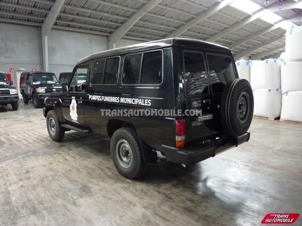 Toyota Land Cruiser 97 kW image number 4