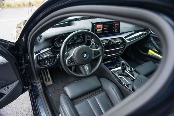 BMW 530 xDrive 215 kW image number 9