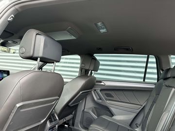 Car image 38