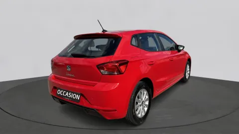Car image 5