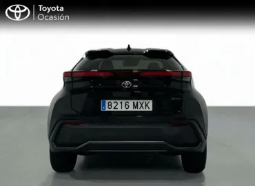 Car image 3