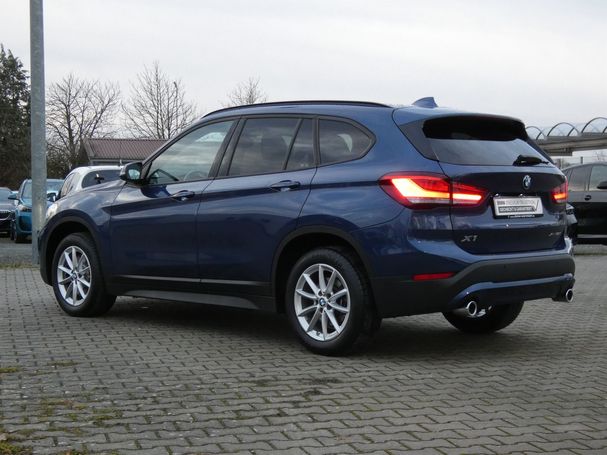 BMW X1 20i xDrive 131 kW image number 4